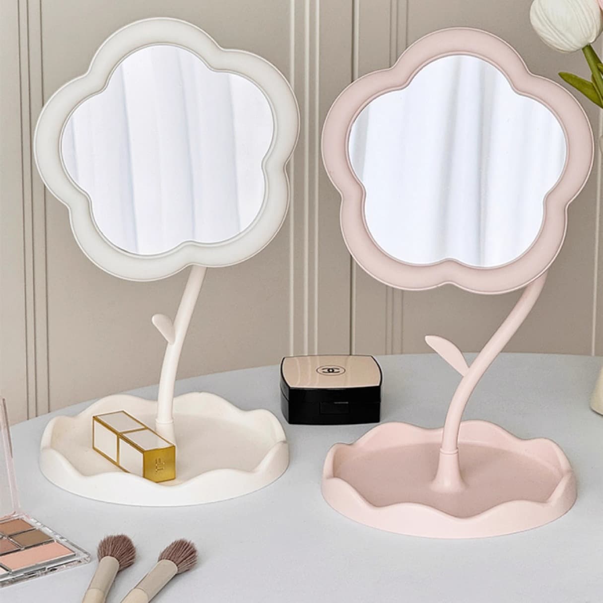 Flower mirror makeup mirror desktop student dormitory desktop dressing table beauty mirror girl ins style 2