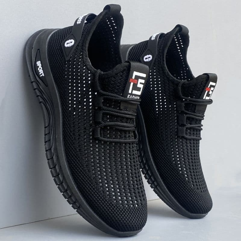 Men's sports universal solid color summer breathable sneakers for leisure, made with flyknit technology, simple and elegant design 3