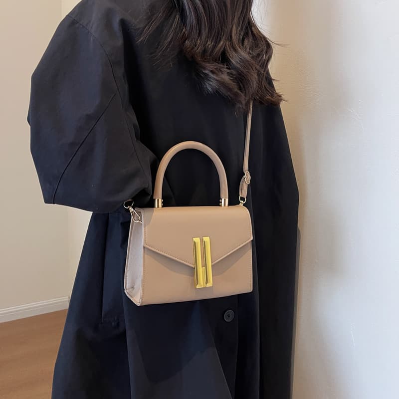 Fashionable trend one-shoulder bag, western style 2
