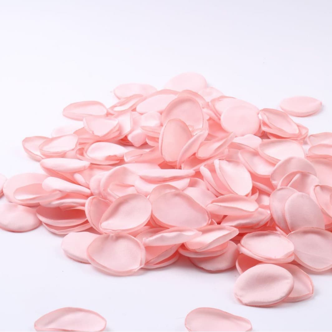 Amazon explosion hot edge silk rose petal wedding festival party decoration pure handmade simulation petals 3971 2