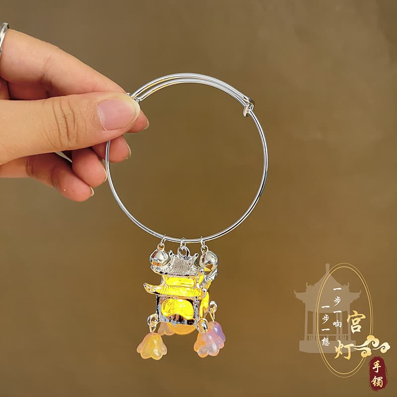 Bracelet with tassels, lamp, flashlight, elegant universal jewelry 3