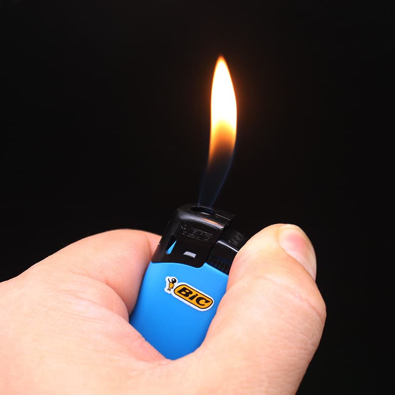 BIC BIC XP2 home high -voltage electronics light fire lighter disposable explosion -proof color personality lighter wholesale 4