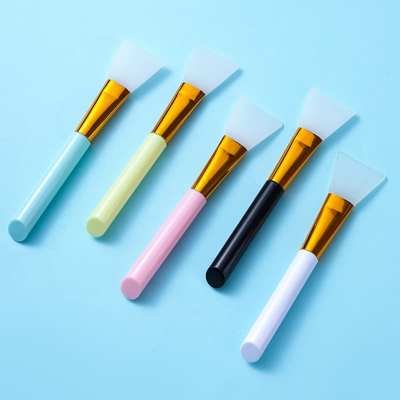Face mask, silicone cosmetic soft brush, easy application