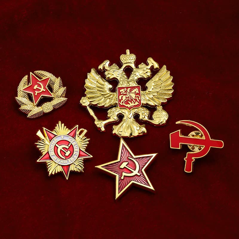 Russian Double-Headed Eagle Badge Soviet Sickle and Hammer Medal of the Patriotic First Class Red Five-Pointed Star Metal Brooch Trend 2