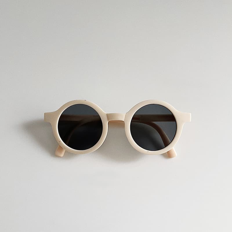 Children's fashionable handheld portable sunglasses 3