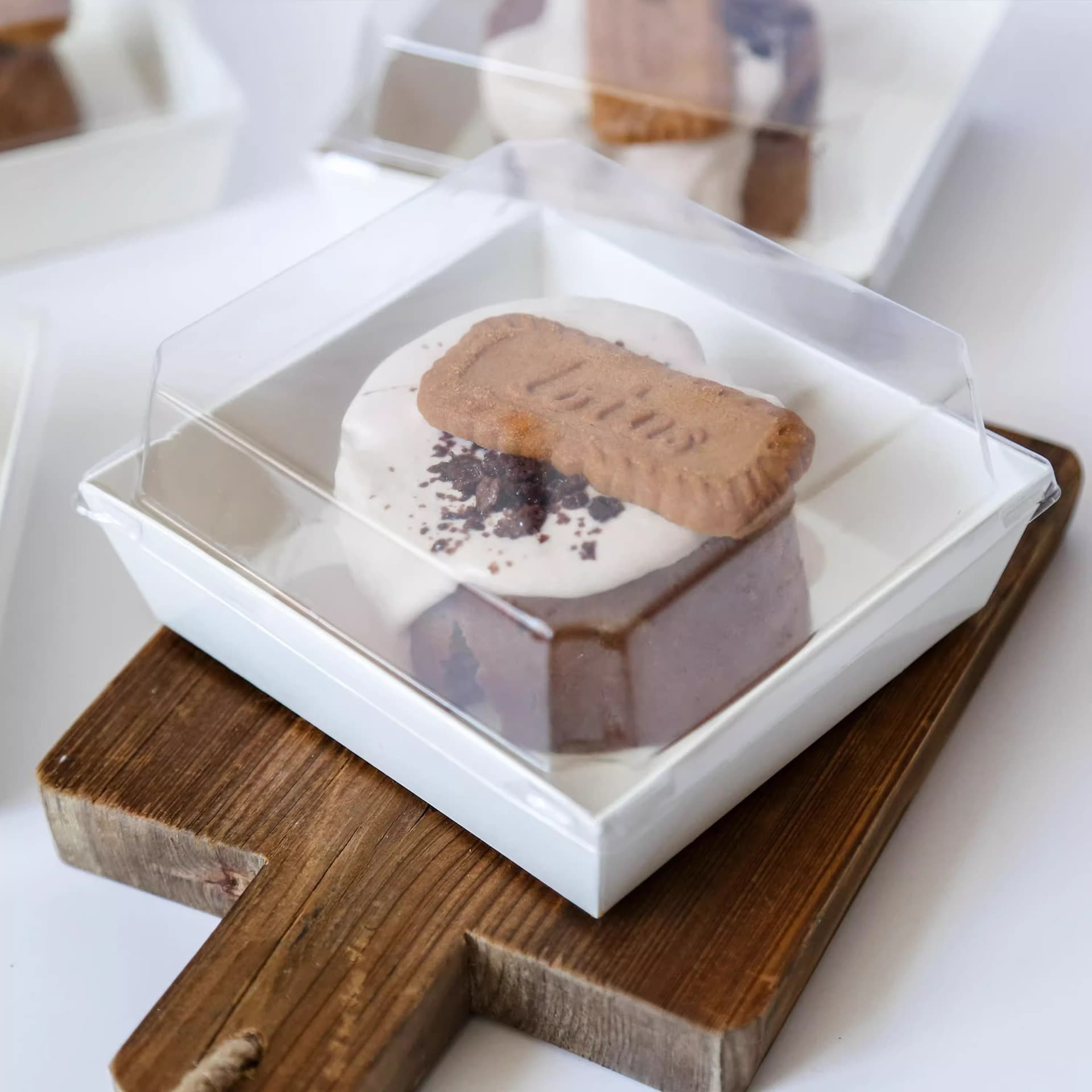 Sandwich packaging box long square snow Mei Niang cake box disposable meat floss Xiaobei Tiramisu packaging box 3
