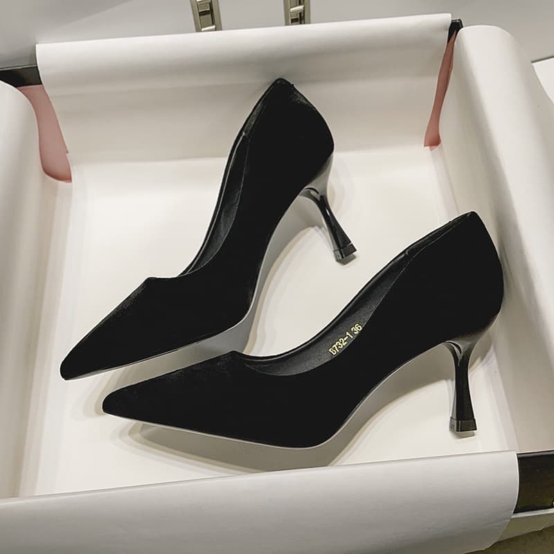 Universal professional black high heels pointed-toe, elegant suede winter shoes, french style, high-end