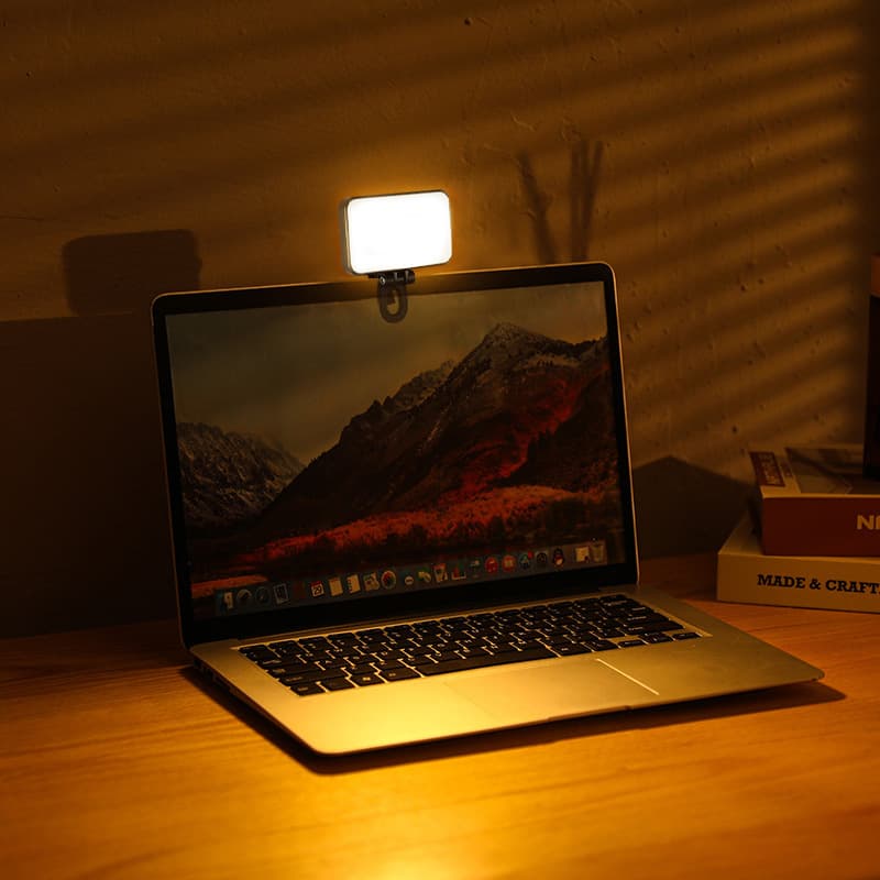 Mobile phone, laptop, LED handheld small fill light charging 4