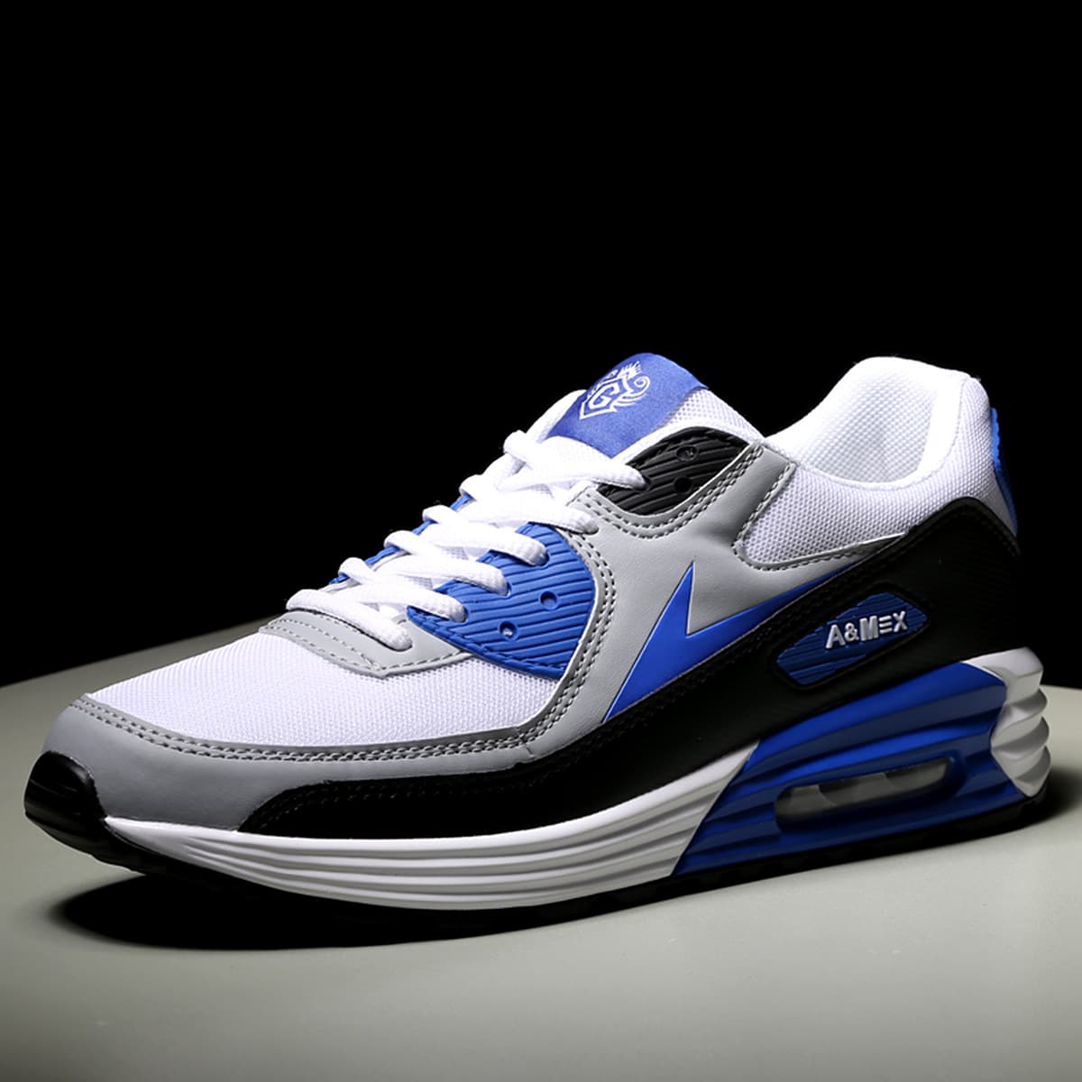 Sneakers for leisure