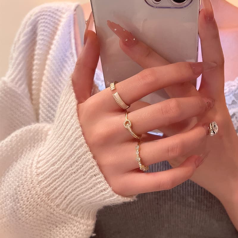 Sophisticated adjustable design ring with zircon, on index finger, light luxury style, trend of season 2