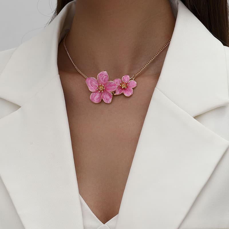 Summer universal necklace, small design elegant chain for key bag , Amazon, flowered, high-quality style, light luxury style, trend of season 3