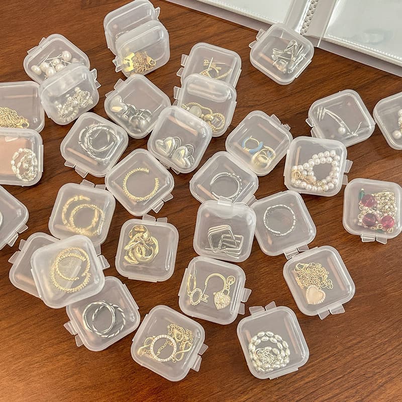 Small square transparent storage box, plastic accessory 2