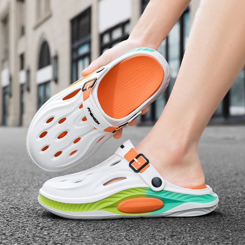 Summer ultra-soft sandals platform, breathable sports beach Crocs-style slippers for leisure, closed toe, suitable for outdoor wear 4