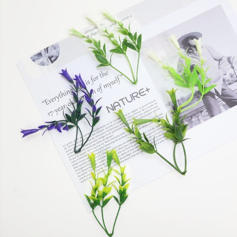 Megaphone, plastic realistic aquatic plants, artificial plants with accessories 2