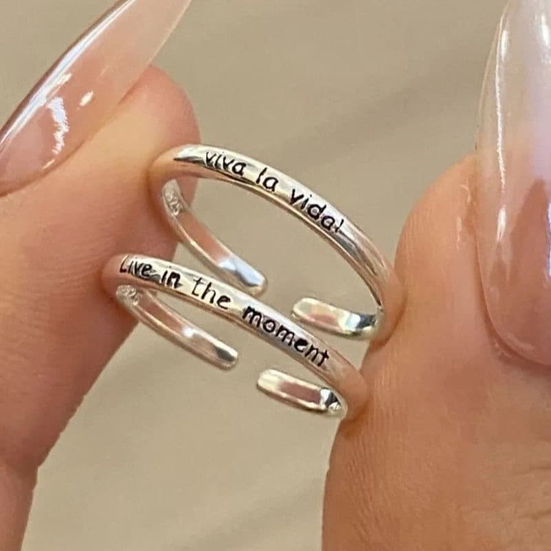 Vivalavida! Long live the letters of life in the present tail ring little finger ring opening original design