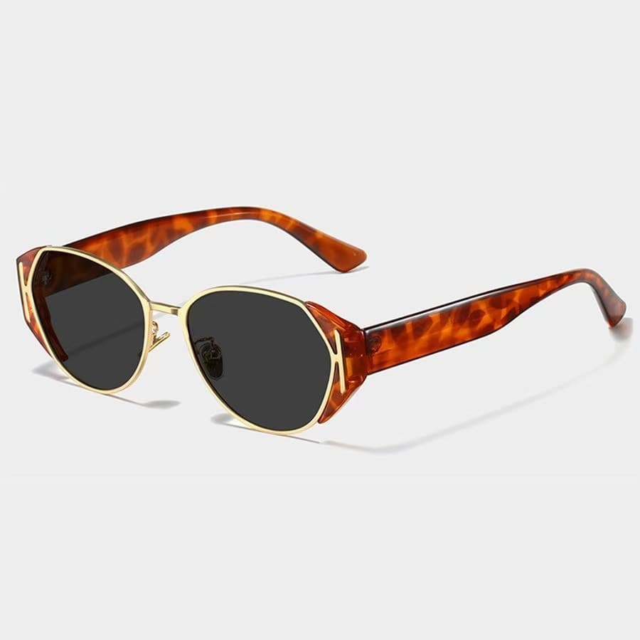 Retro fashionable design sunglasses, cat's eye, trend of season, UV protection 5
