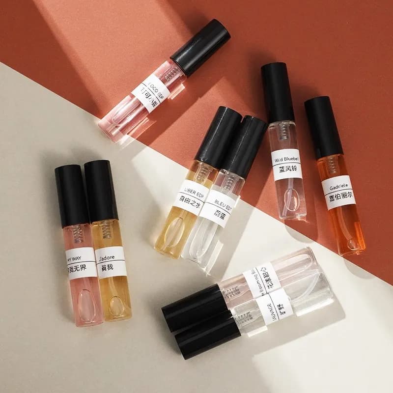 Perfume sample for men and women, handheld spray with a light fragrance, set, cosmetics, 5 ml, trial pack, long lasting light fragrance 3