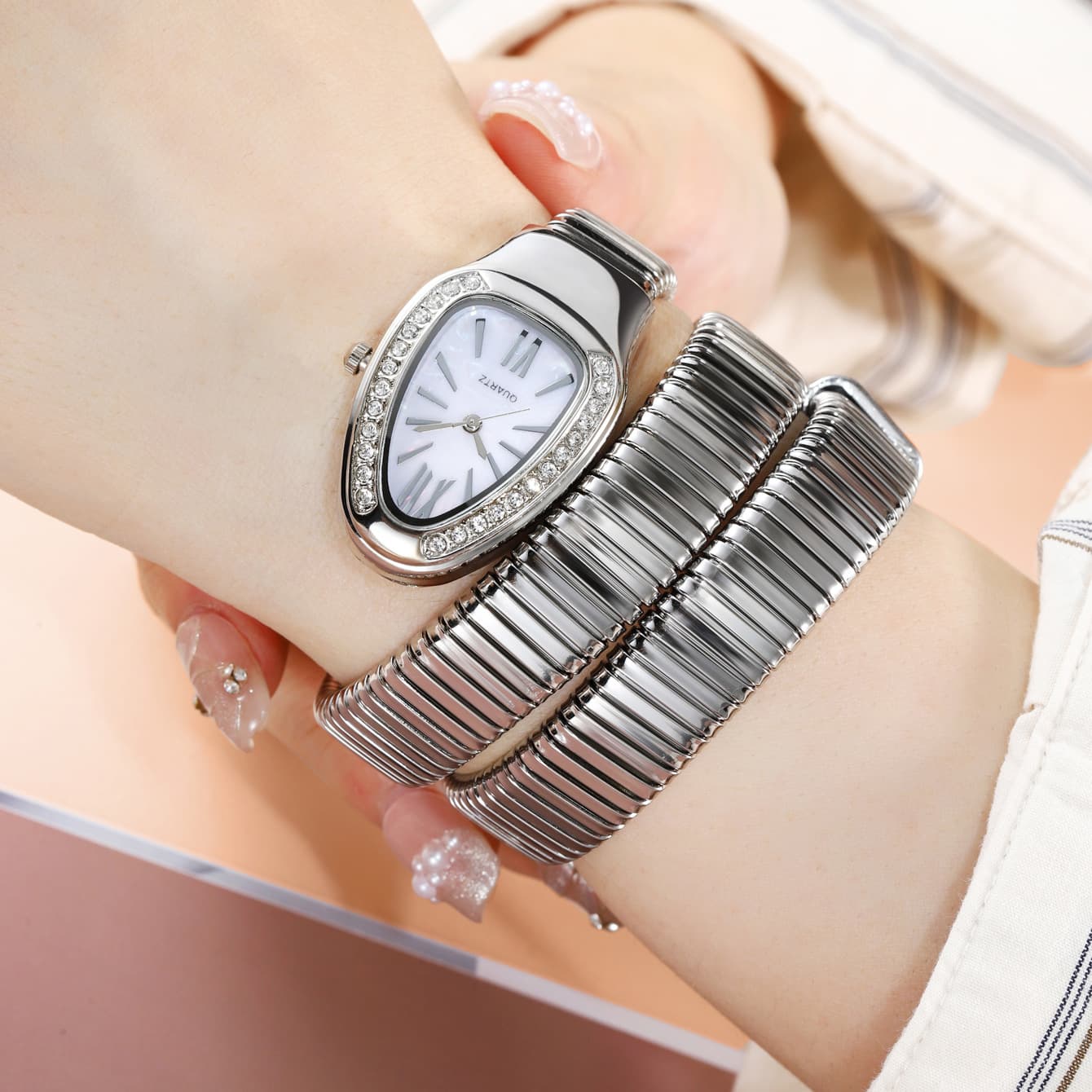 (Cross-border trading), summer elastic watch, 25 years 3