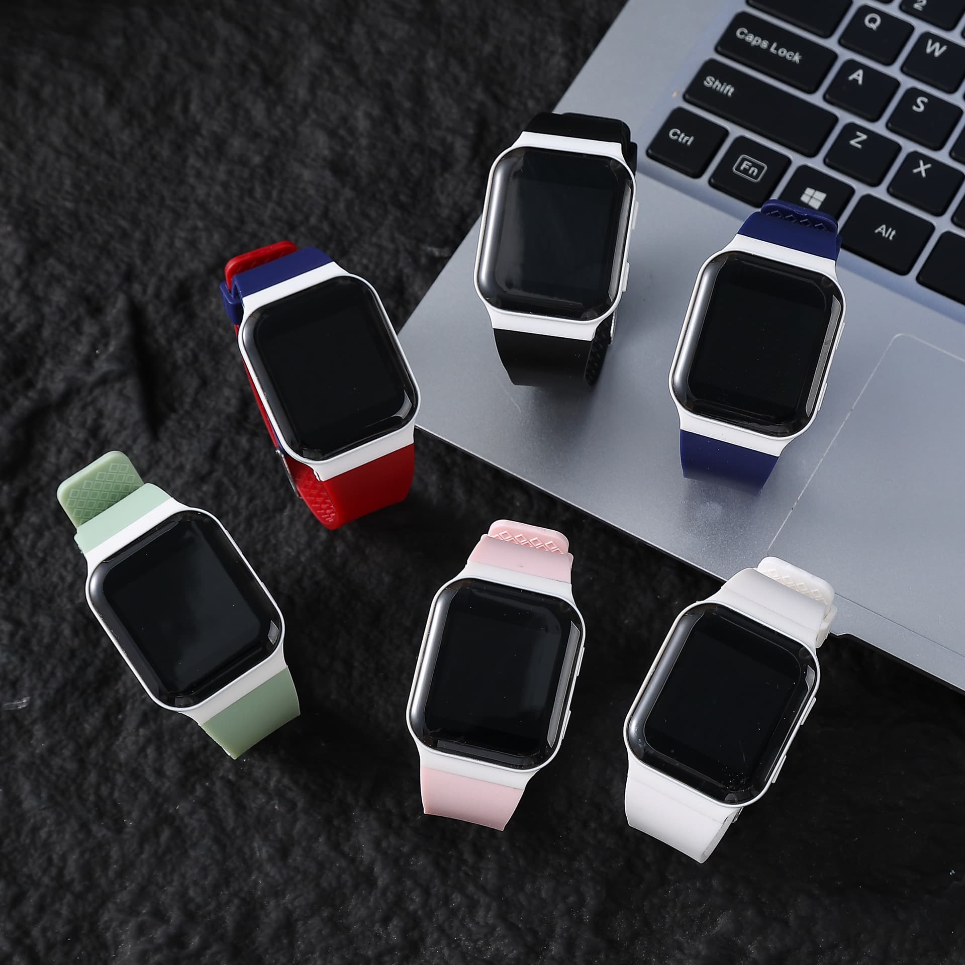 Waterproof electronic bracelet, universal fashionable sports watch for men and women, simple and elegant design 2