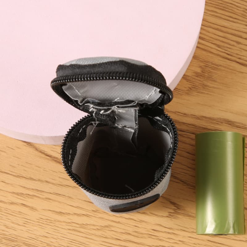 Pick-up pet bag, convenient leather for outing, disposable pick-up bag, cat and dog poop bag, cleaning feces dog poop bag 4