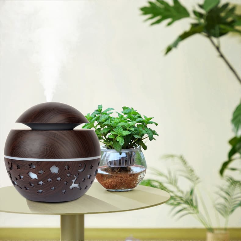 Creative mushroom head wood grain humidifier USB plug-in colorful hollow light-transmitting atmosphere light humidifier 3