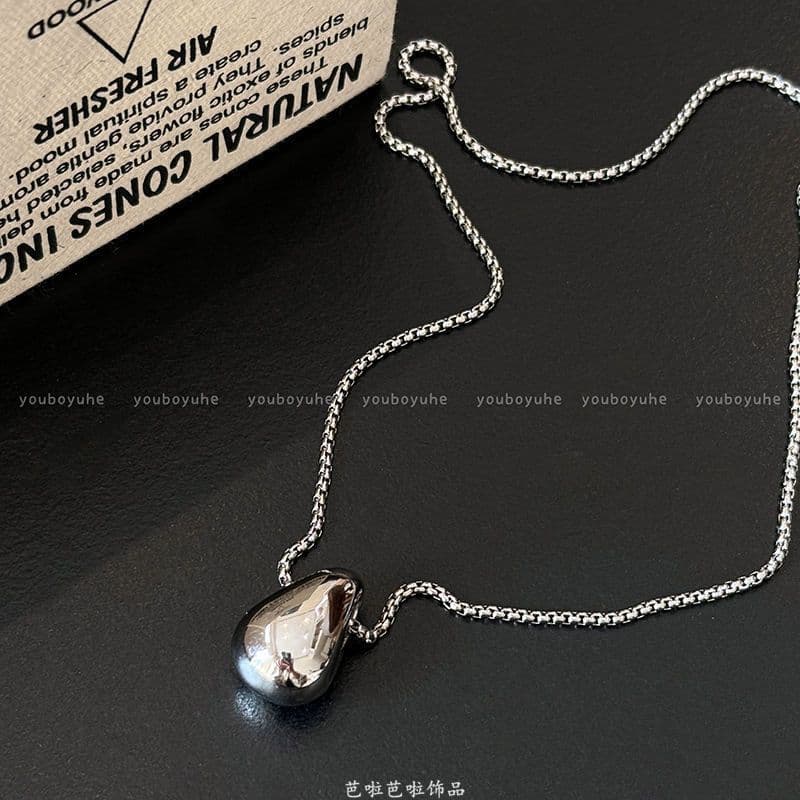 Minimalistic pendant drop-shaped, demi-season necklace, long sweatshirt, universal sweater, accessory, light luxury style, high-quality style 5