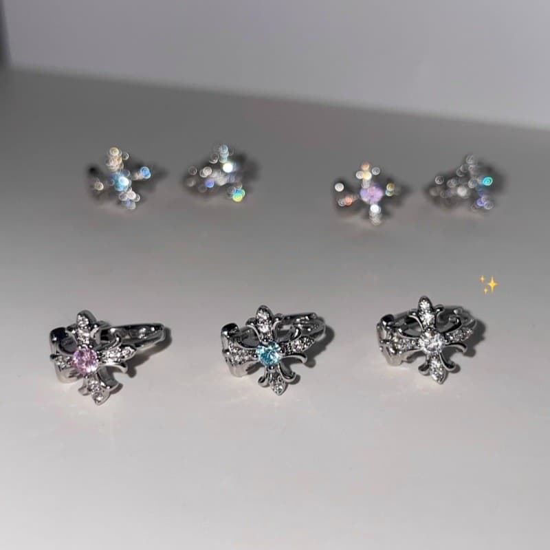 Small design universal earrings, Japanese and Korean, trend of season, simple and elegant design