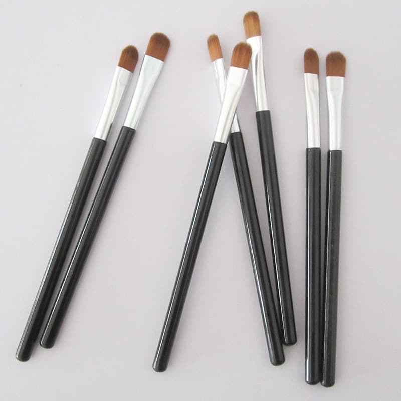 Cosmetic handheld brush for traveling, for beginners 2
