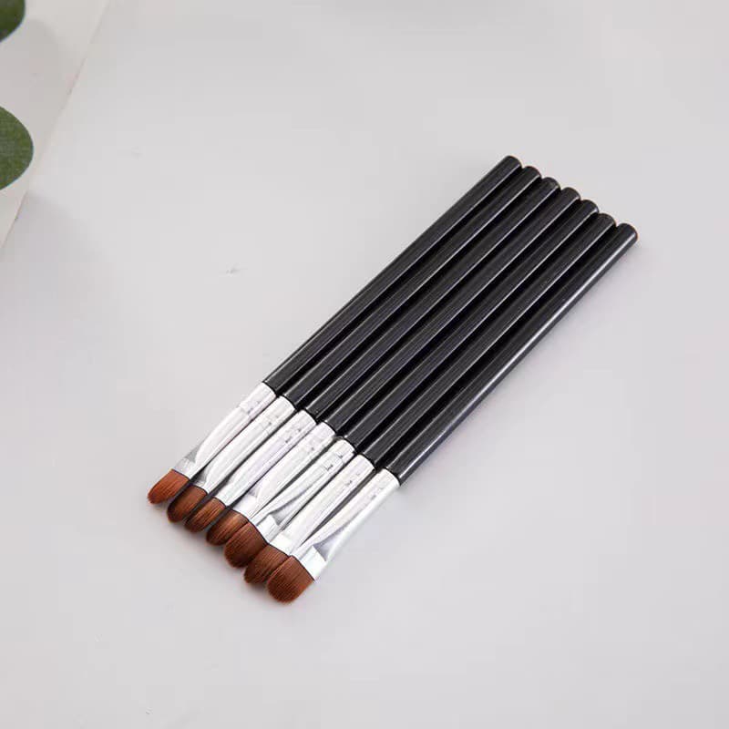 Cosmetic handheld brush for traveling, for beginners 4