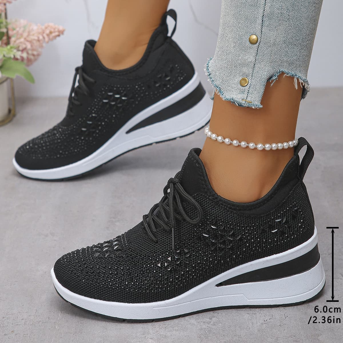 Cross-border rhinestone lace-up women's casual shoes low-cut sports fashion style foreign trade wholesale daily commuting suitable for comfort