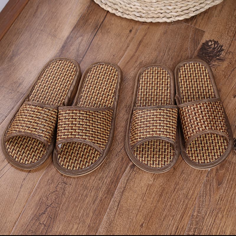 Straw summer slippers for men and women, for beloved