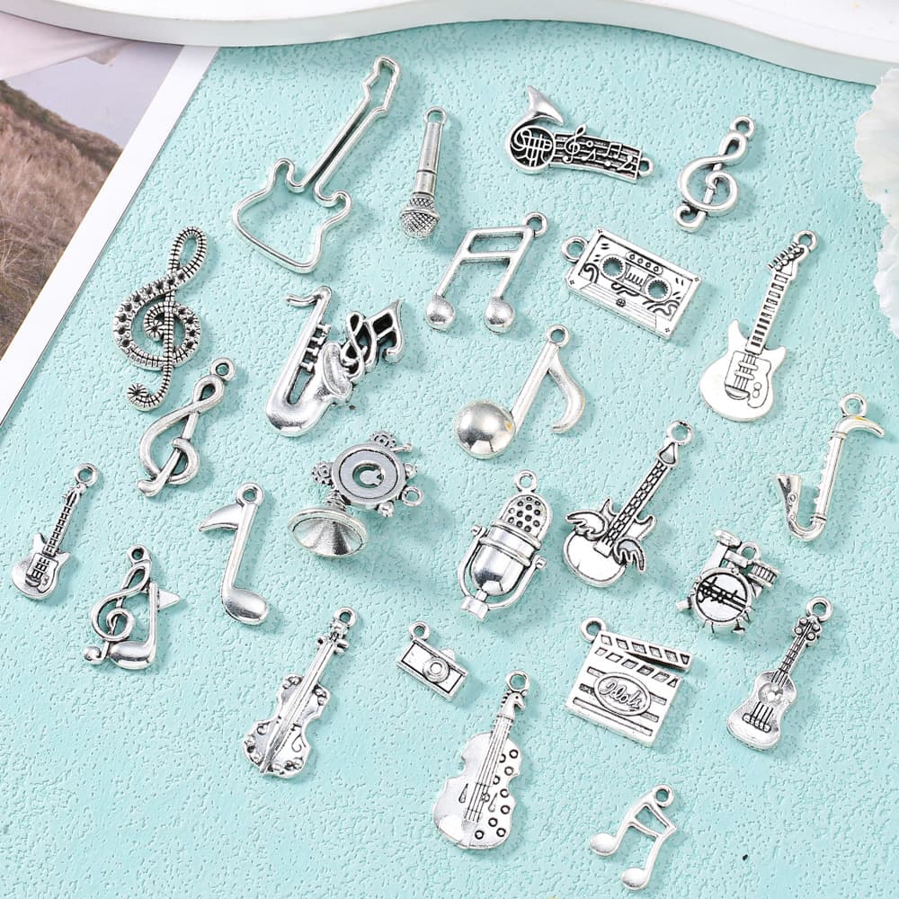 Metal accessory with accessories, musical instruments, pendant, guitar, violin, microphone, necklace and bracelet, DIY